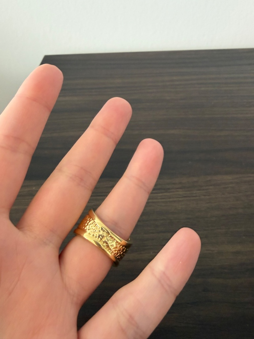 Vintage Ivana Pave Crystal Ring Gold Tone Size 6 - Picture 5 of 5